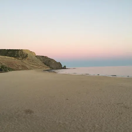 Front/waterside Vakantiehuis