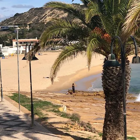 Front/waterside * Praia Da Luz