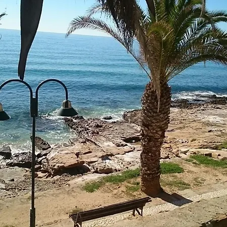 Front/waterside Vakantiehuis *