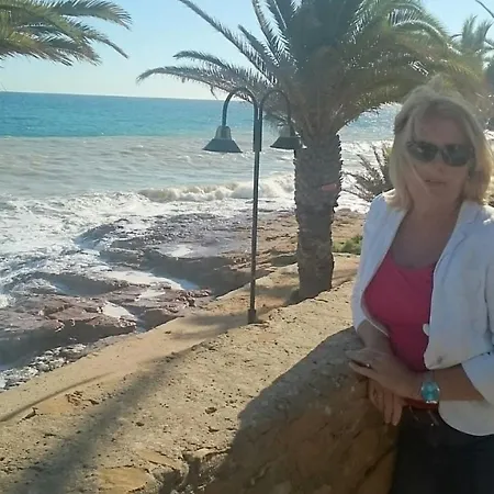 Front/waterside Vakantiehuis *