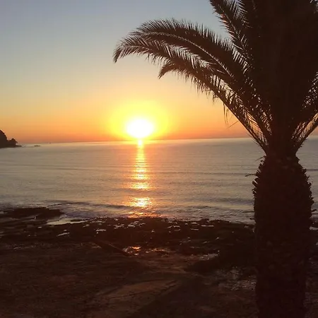 Front/waterside Hébergement de vacances *