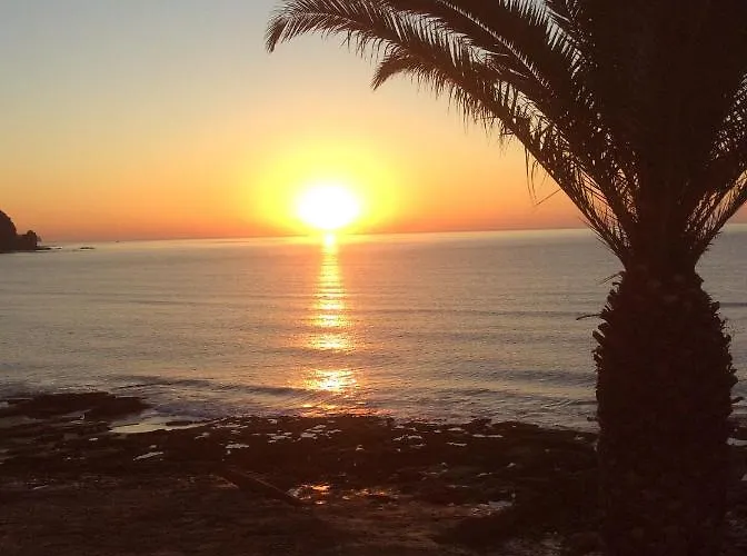 Front/waterside Tatil Evi *