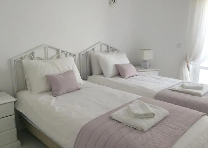 Front/waterside Tatil Evi *